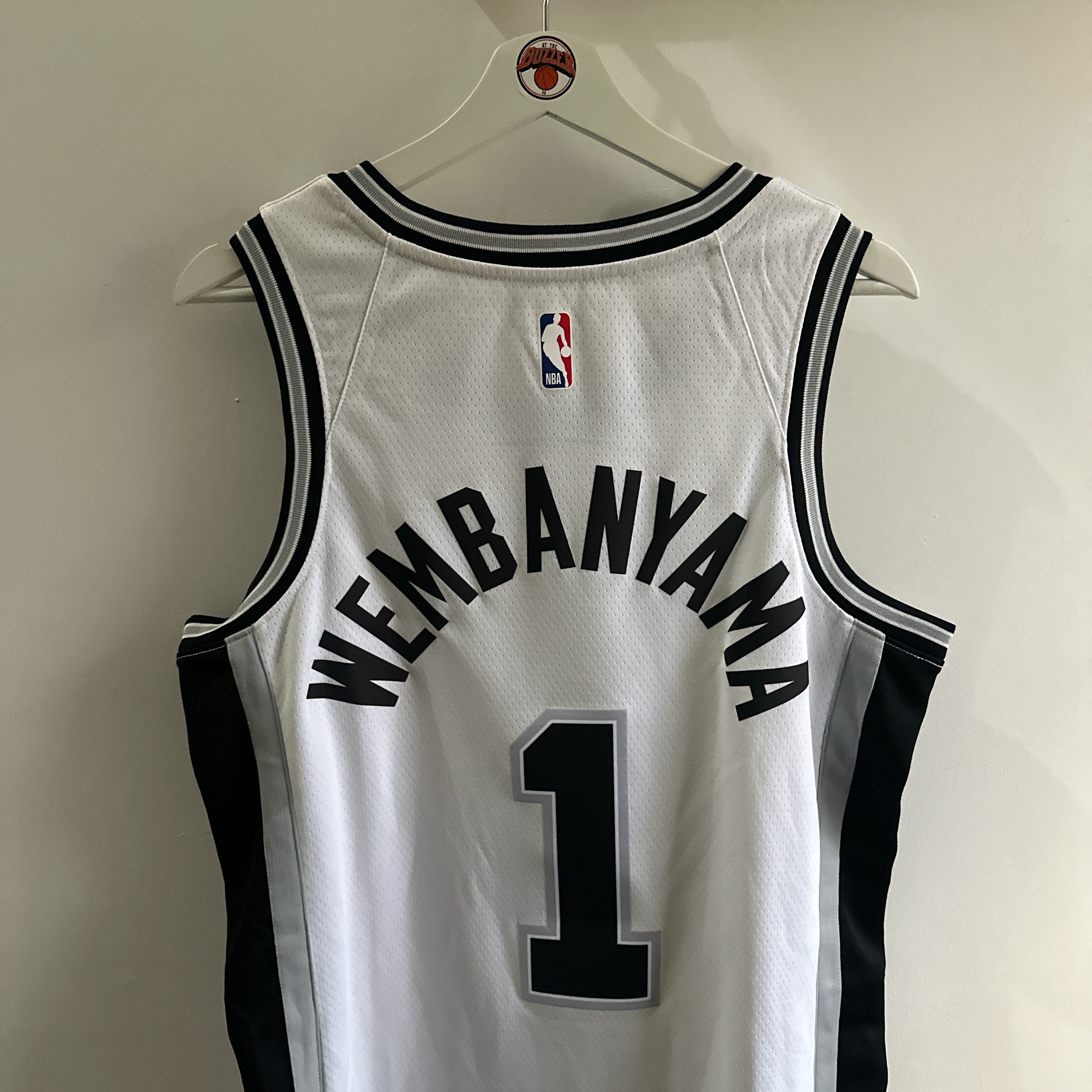 San Antonio Spurs Victor Wembanyama Nike jersey - Medium