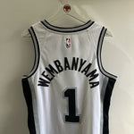 Charger l&#39;image dans la galerie, San Antonio Spurs Victor Wembanyama Nike jersey - Medium
