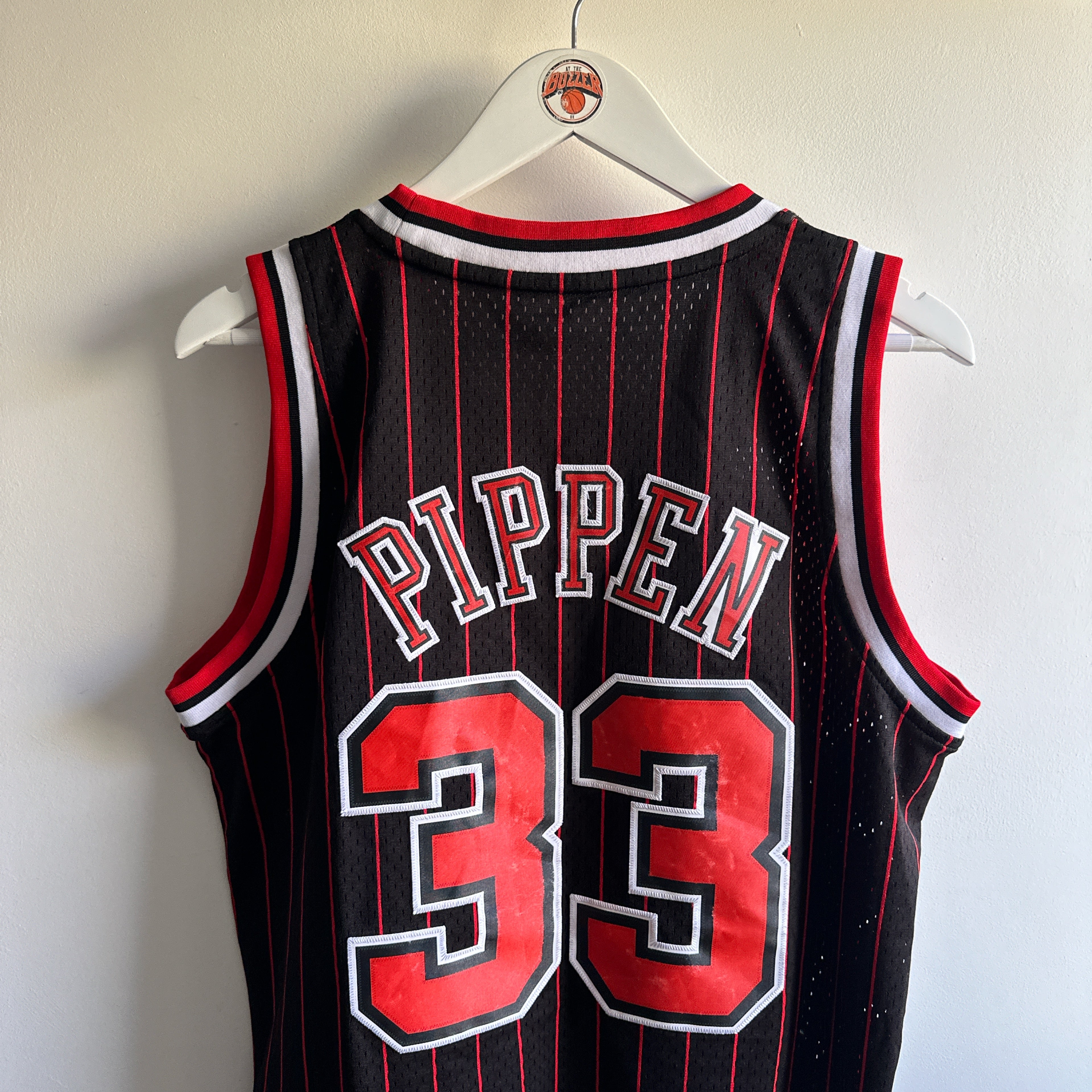 Chicago Bulls Scottie Pippen Adidas jersey - Medium (Fits large)