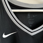 Afbeelding in Gallery-weergave laden, San Antonio Spurs Victor Wembanyama Nike jersey - Large
