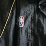 Lade das Bild in den Galerie-Viewer, Toronto Raptors Nike jacket - Small
